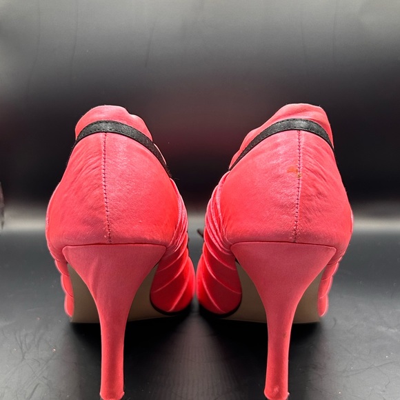 Wild Diva, open-toed pump, Size 6.5 - Picture 4 of 6